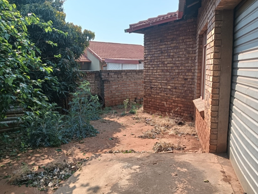 3 Bedroom Property for Sale in Geelhoutpark North West